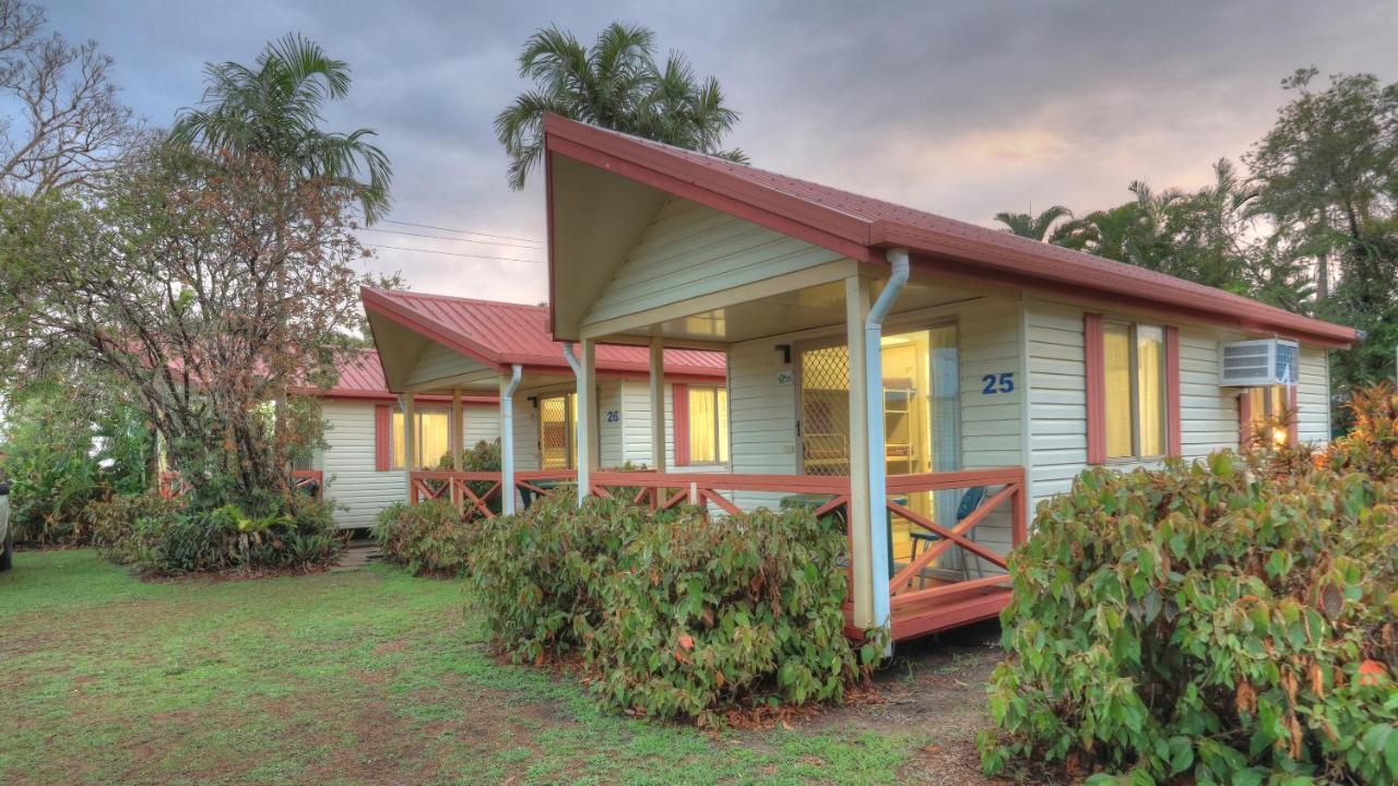 Flying Fish Point Tourist Park Hotel Innisfail Exterior foto