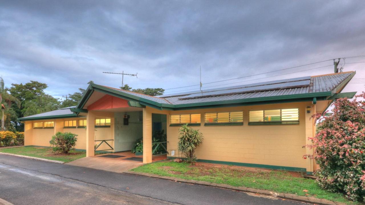 Flying Fish Point Tourist Park Hotel Innisfail Exterior foto